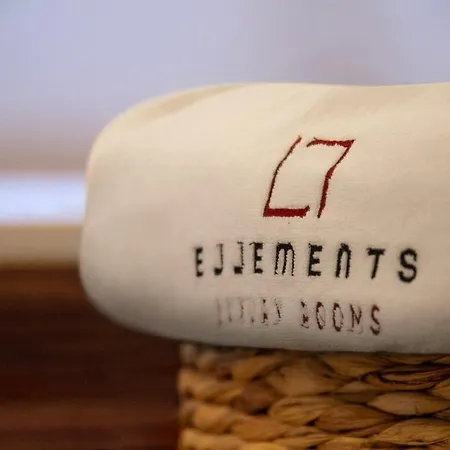 Nocleg ze śniadaniem Ellements - Luxury