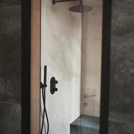 Nocleg ze śniadaniem Ellements - Luxury Brindisi