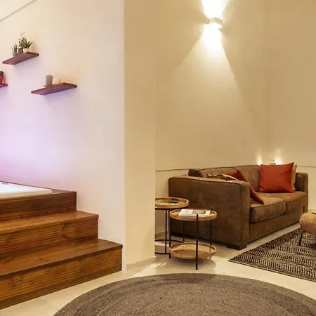 Ellements - Luxury Oda ve Kahvaltı Brindisi