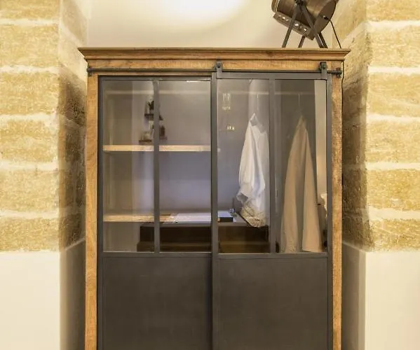 Ellements - Luxury Panzió 4*